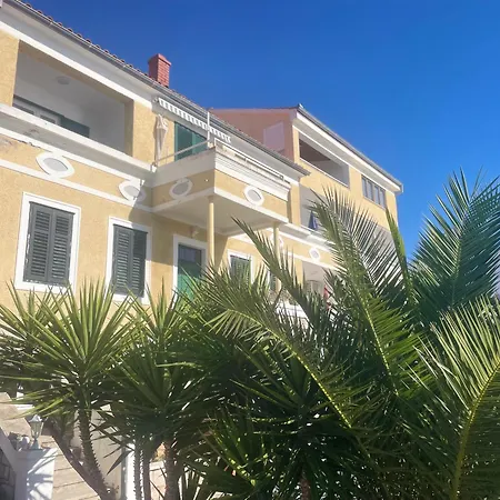 Antonio Apartment