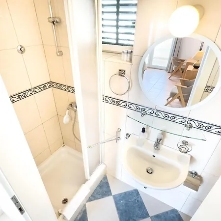Antonio Apartment Tisno