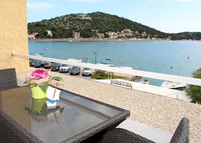 Antonio Appartement Tisno